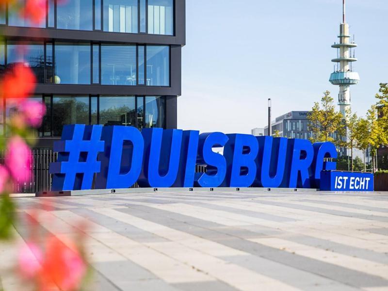 - Magical Harry Potter Apartment In Duisburg - 2 Mins Central Station Hbf - Kingsize Bed & Netflix - Εξωτερικό φωτογραφία